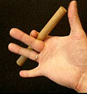 Деревянная палочка для упражнений. Как простейшее и эффективное оружие для самообороны называется явара. 